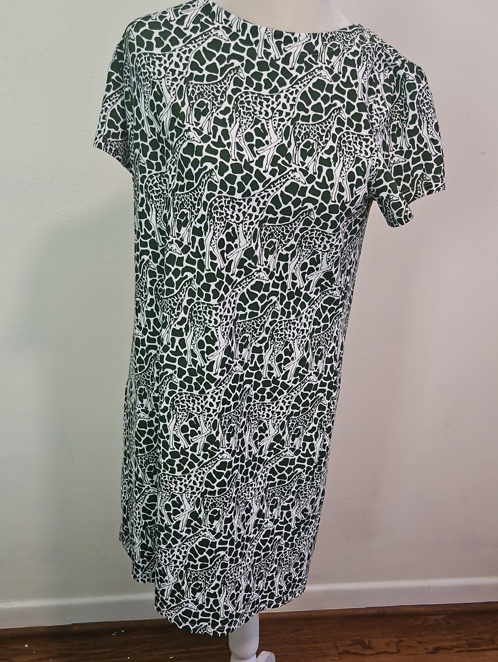 Jude Connally green  and White Giraffe Print Shift Dress Small